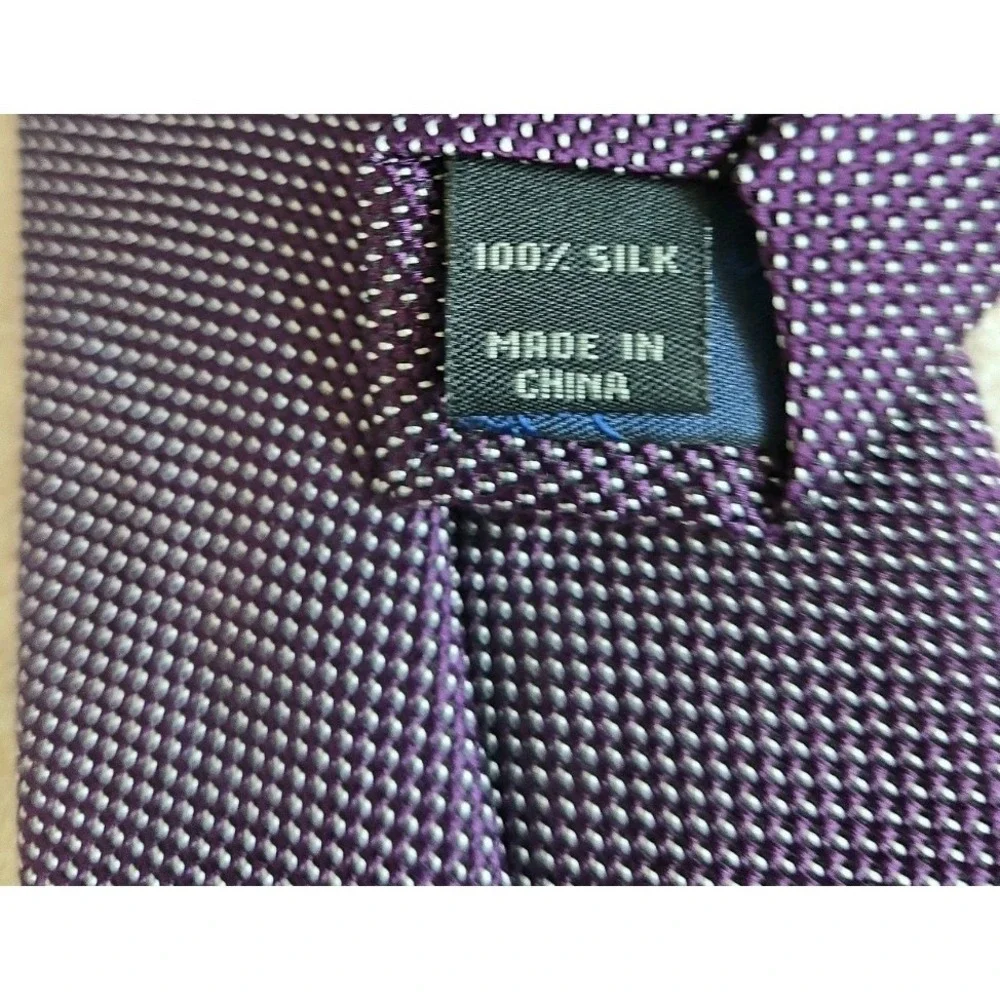Jos‎ A Banks Mens 100% Silk Tie Plum, Beige Heritage Collection.